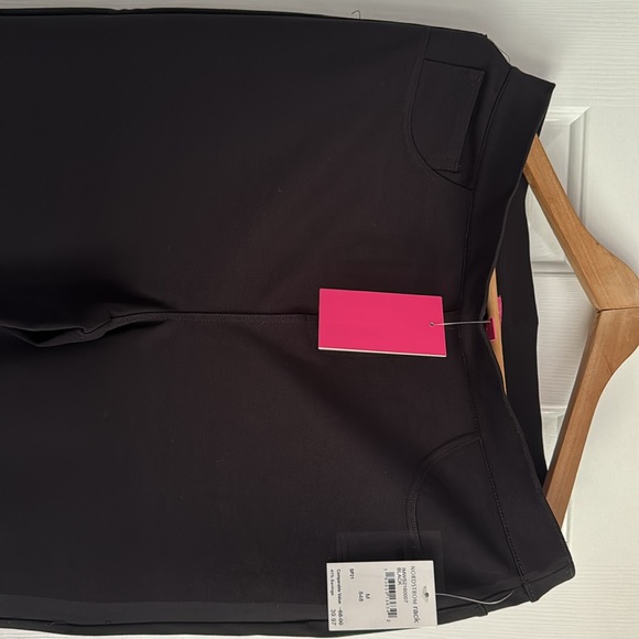 NWT Isaac Mizrahi black capris - Picture 3 of 4